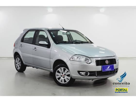 FIAT PALIO 1.4 MPI ATTRACTIVE 8V FLEX 4P MANUAL FIAT PALIO 1.4 MPI ATTRACTIVE 8V FLEX 4P MANUAL